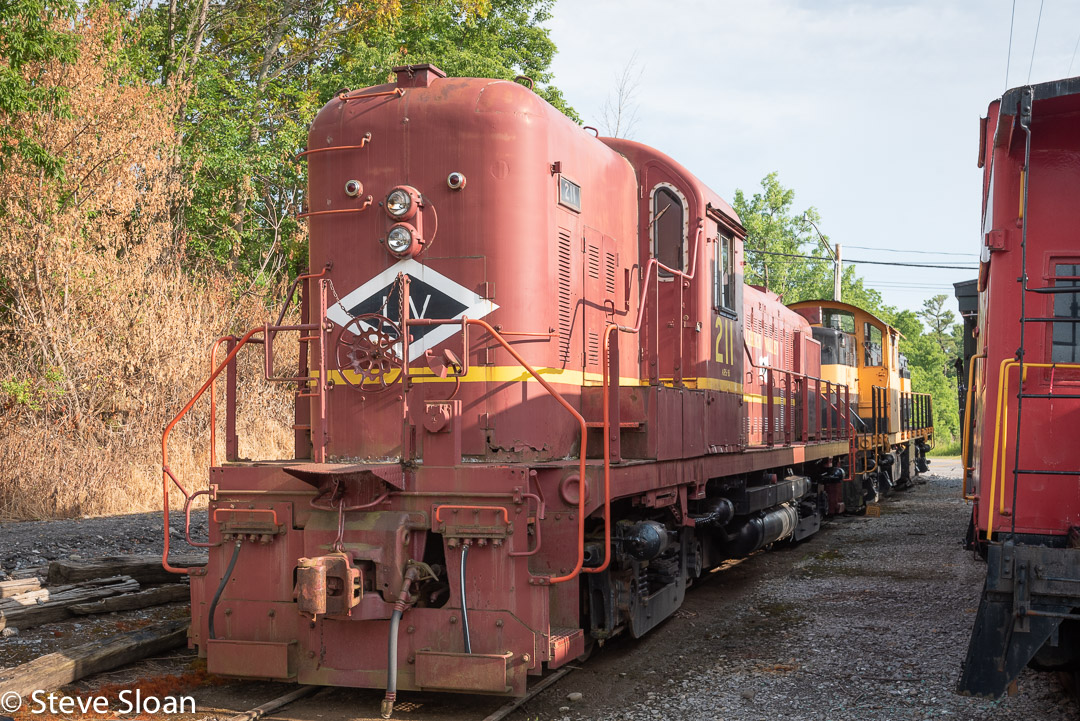 LV RS3m 211 at the Rochester & Genesee Valley Railroad Museum.
